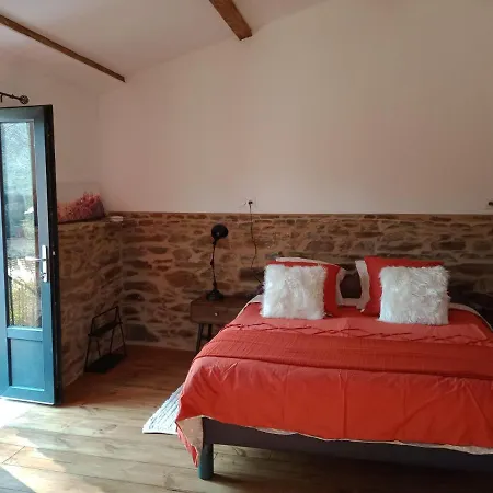Des Sources Cévenol Bed & Breakfast *