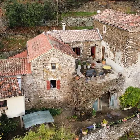 ベッド・アンド・ブレックファスト Des Sources Cevenol *