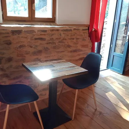 Des Sources Cevenol ベッド・アンド・ブレックファスト *