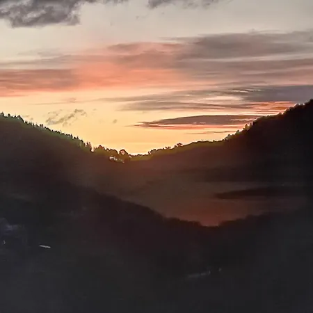 ベッド・アンド・ブレックファスト Des Sources Cevenol Le Chambon